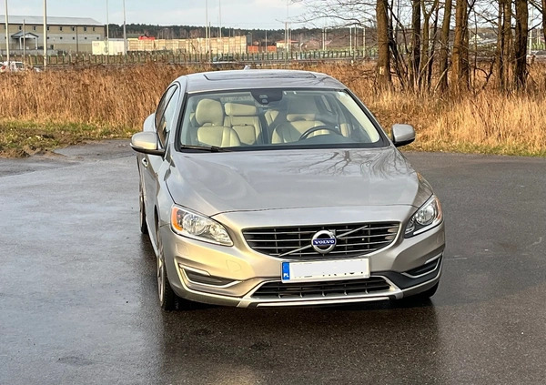 Volvo S60 cena 53900 przebieg: 142000, rok produkcji 2014 z Warszawa małe 67